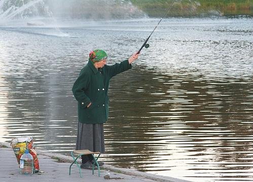 123girls fishing.